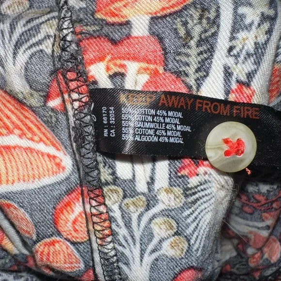 Anthropologie woodland mushroom print - Picture 11 of 16